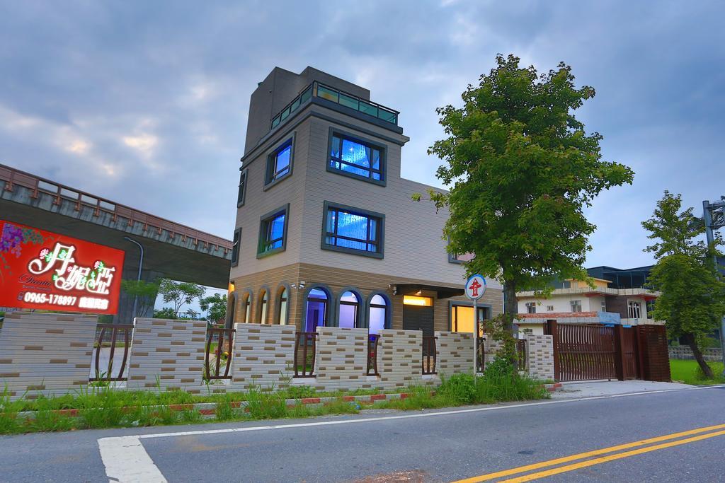 Bed and Breakfast Dania Garden Luodong Exterior foto